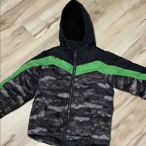 Slalom jacket size small 6-7